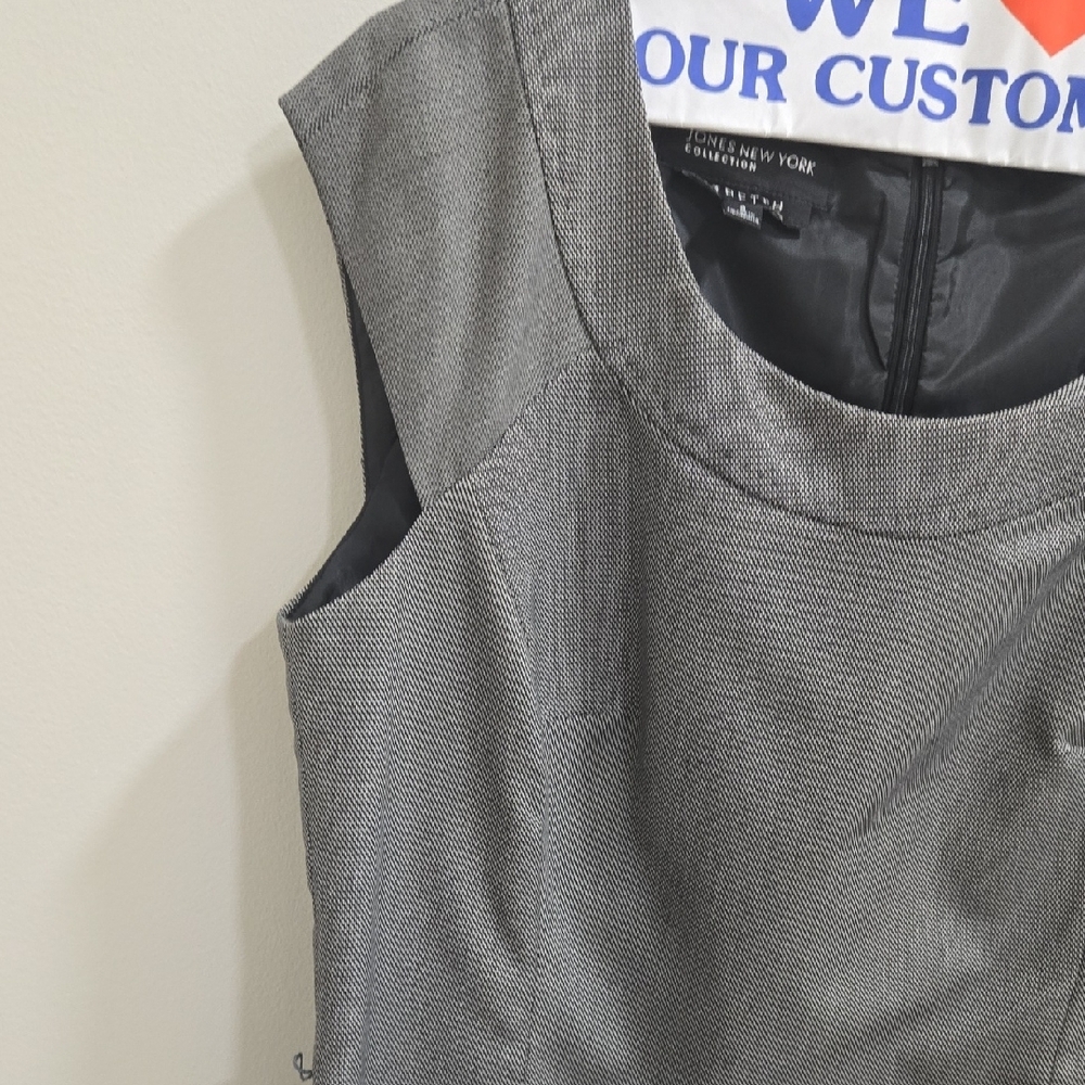 Jones New York Gray Blazer Professional Business Attire - Picture 3 of 11